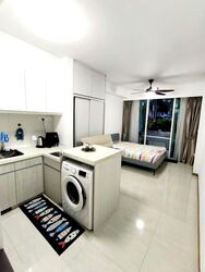1 Canberra (D27), Condominium #569605111